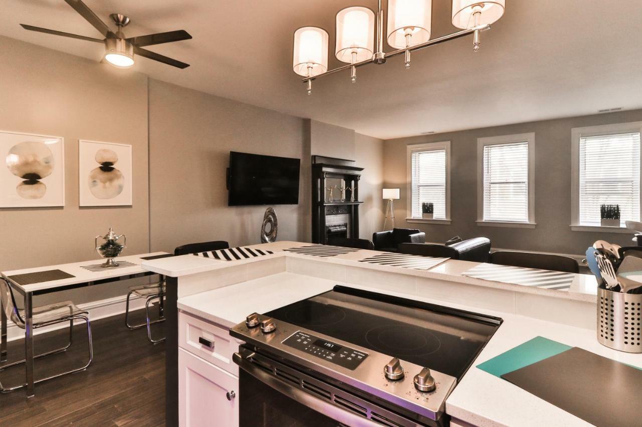 Luxury Apt W/ Spectrum Mood Lighting - Historic Cherokee Street Antique Row Maryland Heights Esterno foto